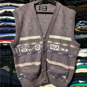 Vintage Patterned Knit Vest